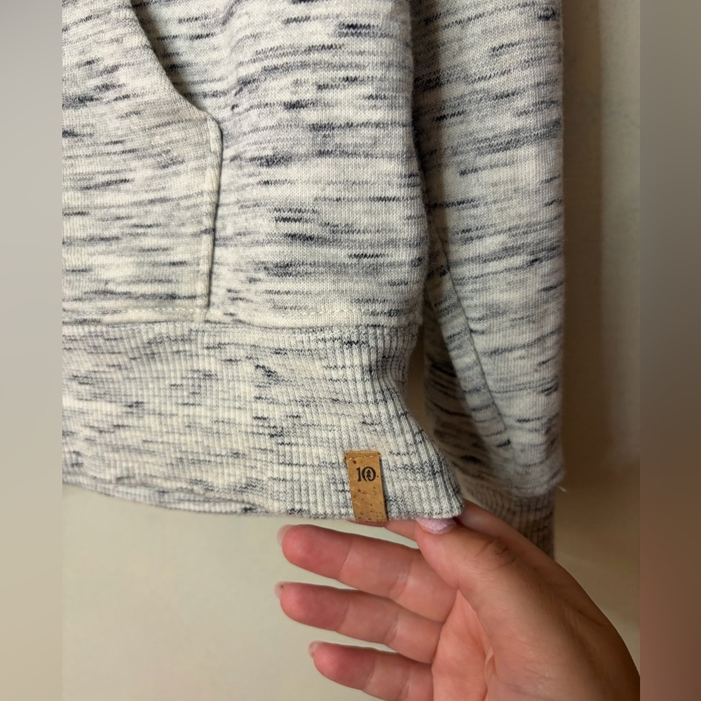 Tentree organic cotton 1/4 zip sweatshirt branded size M gray sustainable - Picture 2 of 9